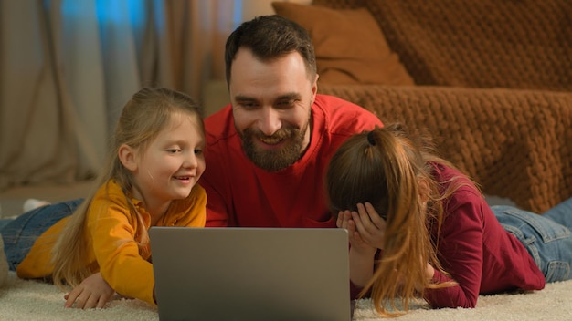 Maximize College Savings: A Guide to 529 Plans
