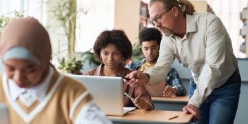 Closing the Gap: Data-Driven Approaches in US Education - Cover Image
